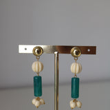 Pendientes botón hueso petróleo suave