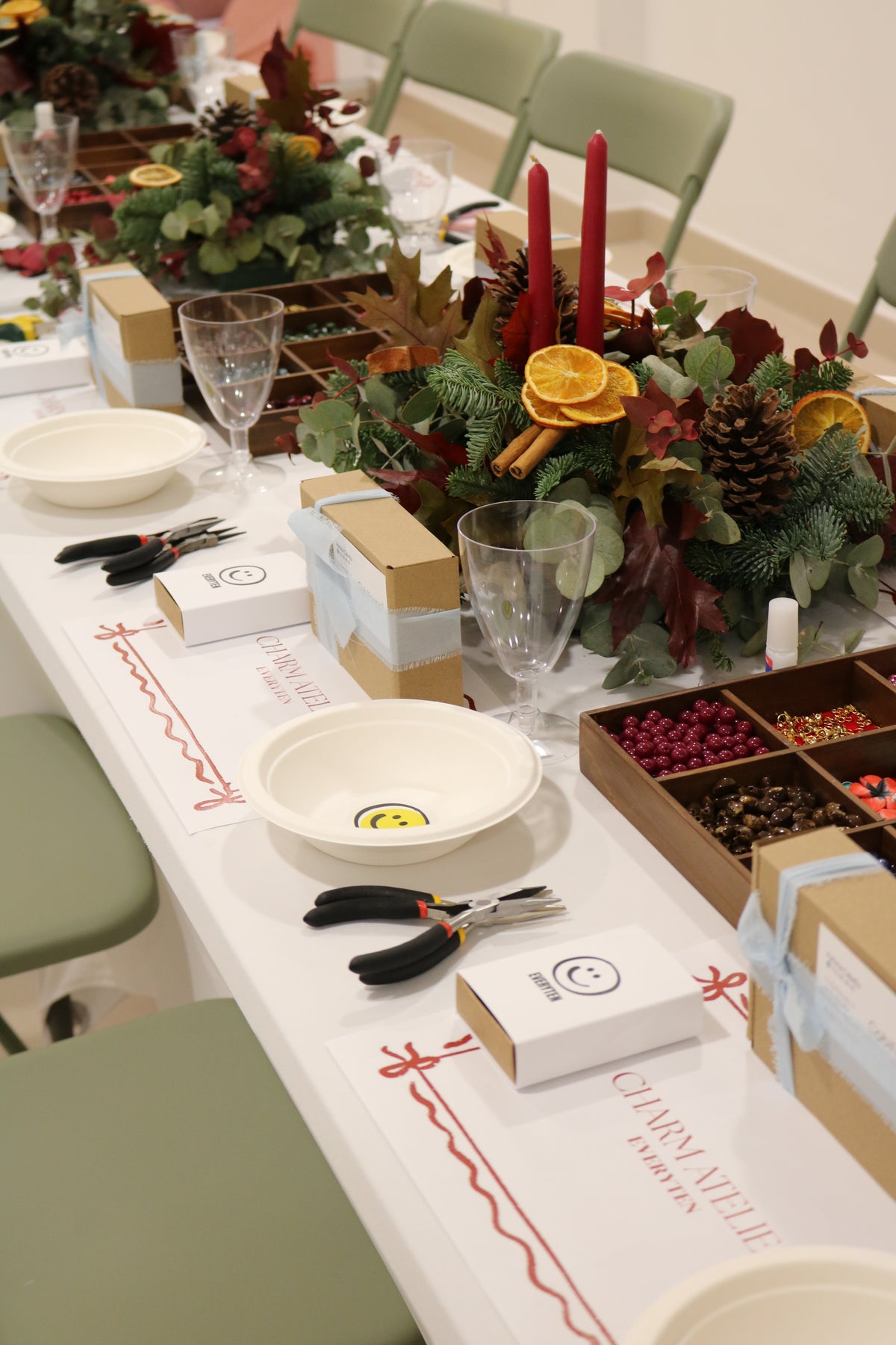 Taller Charm Atelier de EVERYTEN