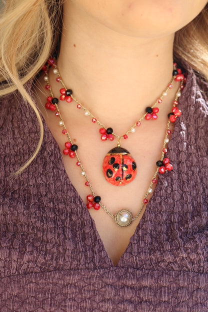 Collar cerámica mariquita