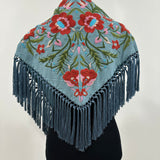 Mantón azul viejo Cantillana