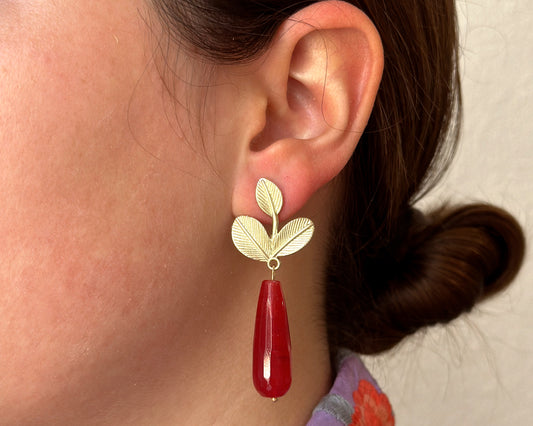 Red olive earrings