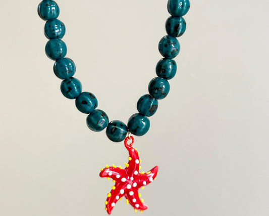 Red and blue patrician necklace