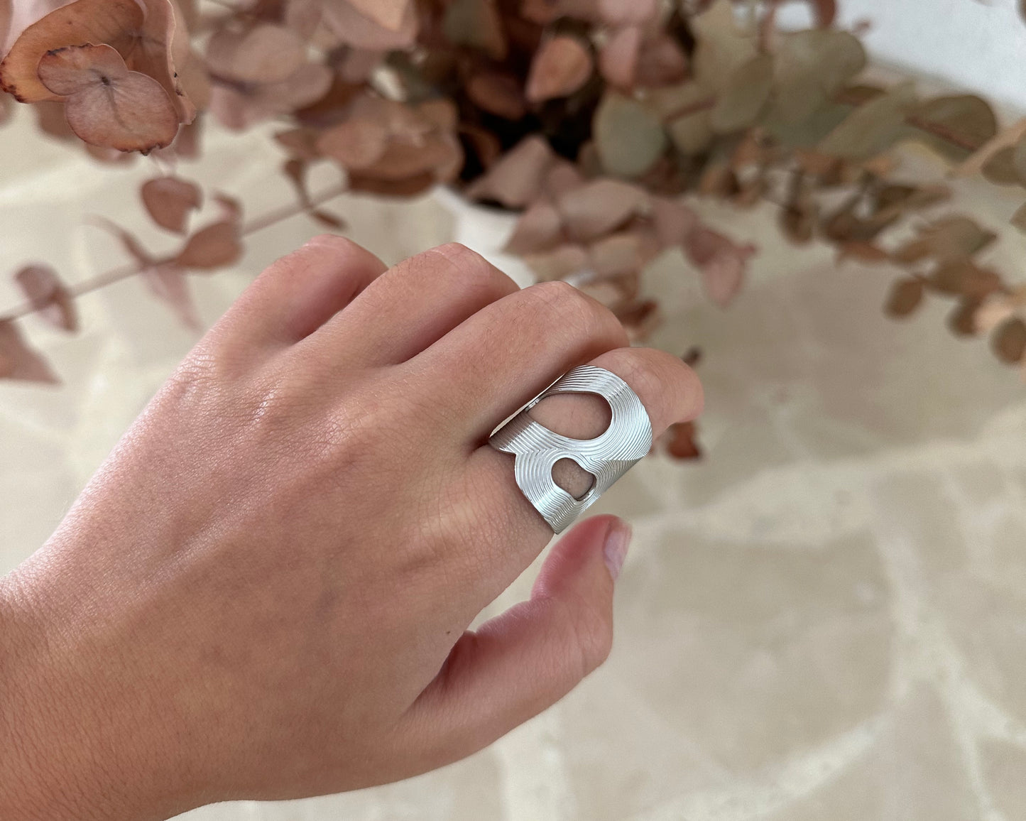 Waves ring