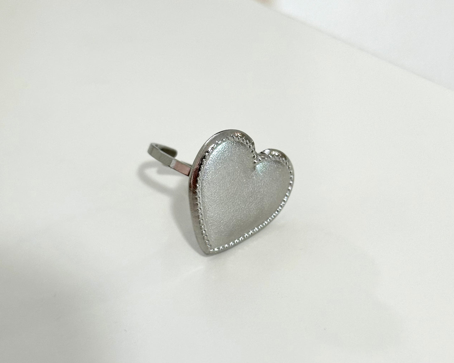 Silver heart ring