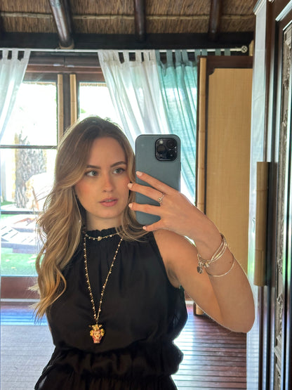 Collar cerámica reina vino