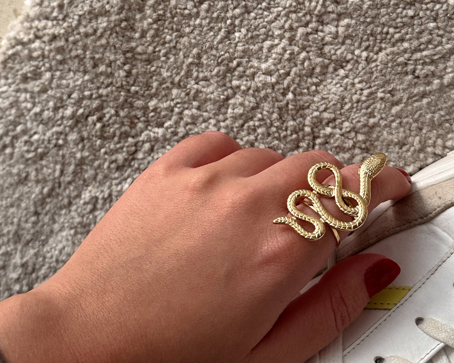 Lola snake ring