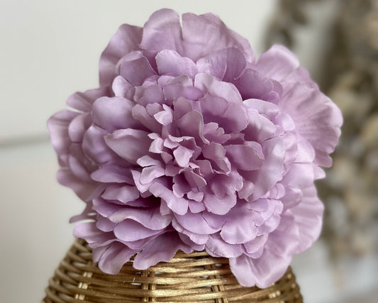 lilac peony